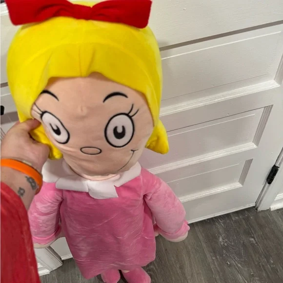 48” tall Cindy Lou WHO - Picture 2 of 2